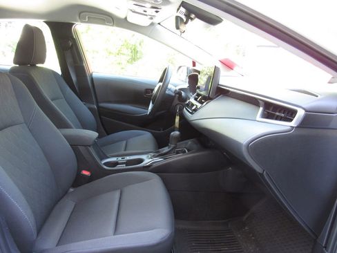 Certified 2024 Toyota Corolla LE FWD image 17