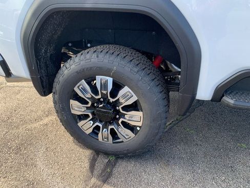 New 2026 GMC Sierra 3500 Denali w/ Denali Reserve Package image 5