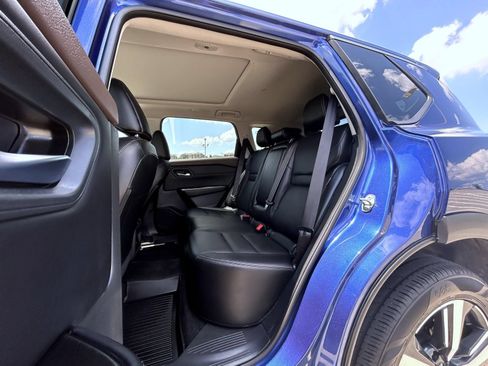 Used 2023 Nissan Rogue SL AWD/4WD image 19