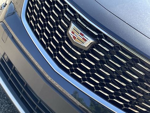 Used 2023 Cadillac XT4 Premium Luxury w/ Technology Package AWD/4WD image 36