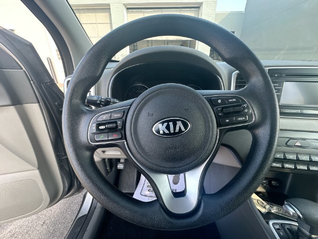 Used 2019 Kia Sportage LX AWD/4WD image 17