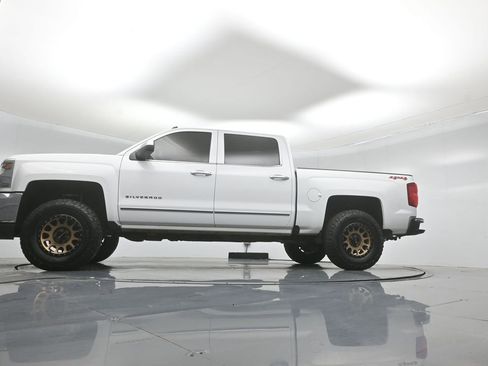 Used 2018 Chevrolet Silverado 1500 LTZ AWD/4WD image 47