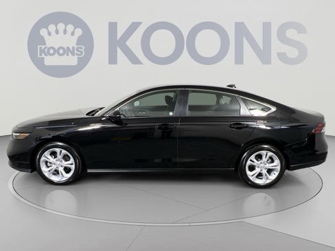 Used 2025 Honda Accord LX image 7