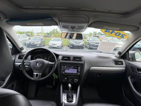 Used 2014 Volkswagen Jetta TDI FWD image 9