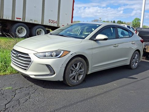 Used 2017 Hyundai Elantra Value Edition w/ Cargo Package image 3