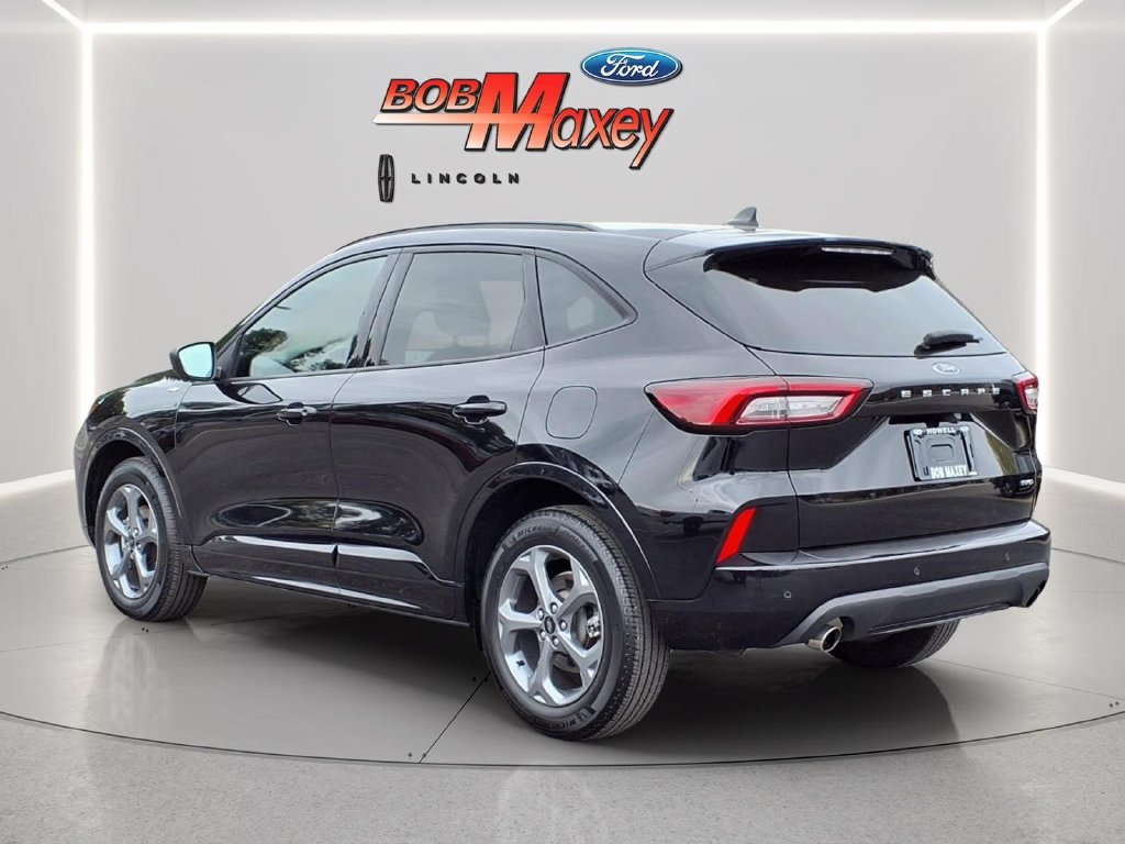 Used 2024 Ford Escape ST-Line w/ Tech Pack #1 AWD/4WD image 7