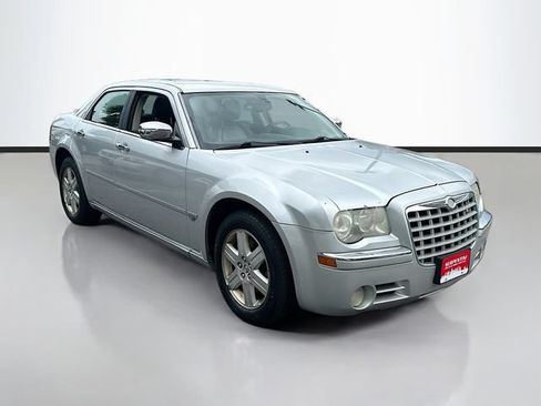 Used 2005 Chrysler 300 C w/ Protection Group II AWD/4WD image 3