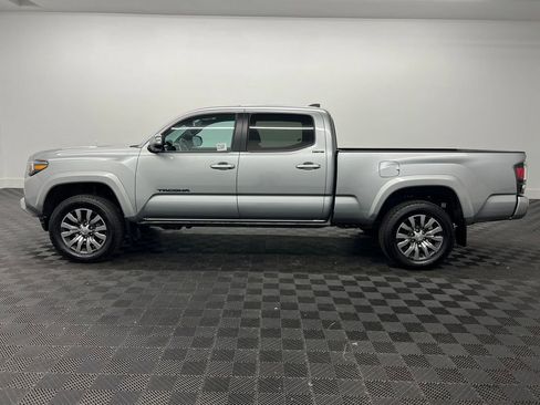 Used 2023 Toyota Tacoma Limited image 2