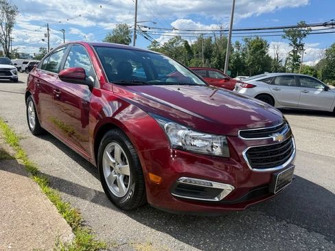 Used 2015 Chevrolet Cruze LT FWD image 8