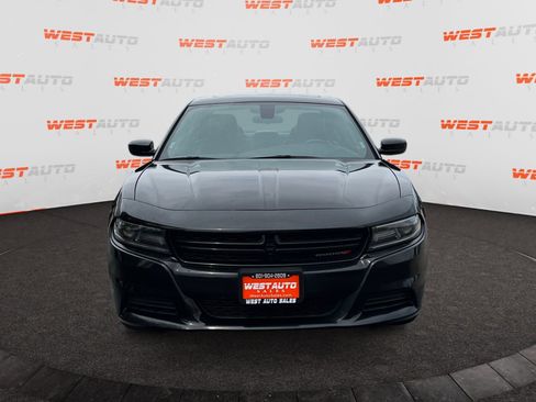 Used 2021 Dodge Charger SXT w/ Leather Interior Group image 8