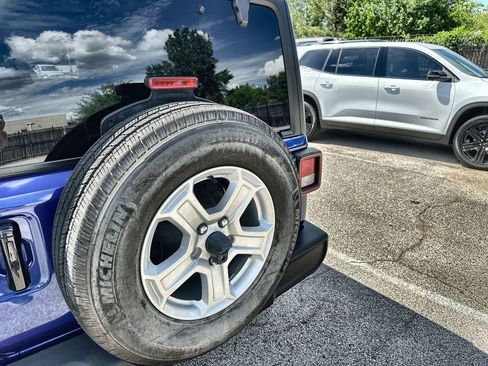 Used 2020 Jeep Wrangler Unlimited Sport S image 4