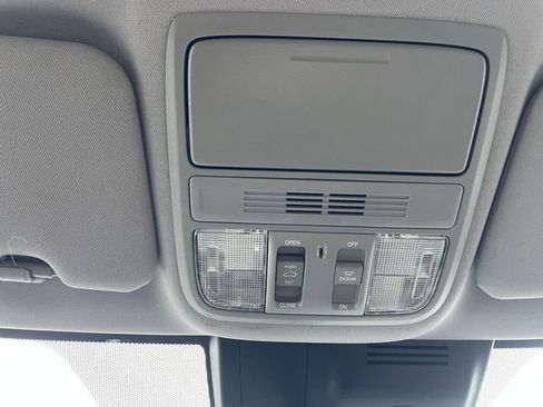 Used 2019 Honda CR-V EX image 23