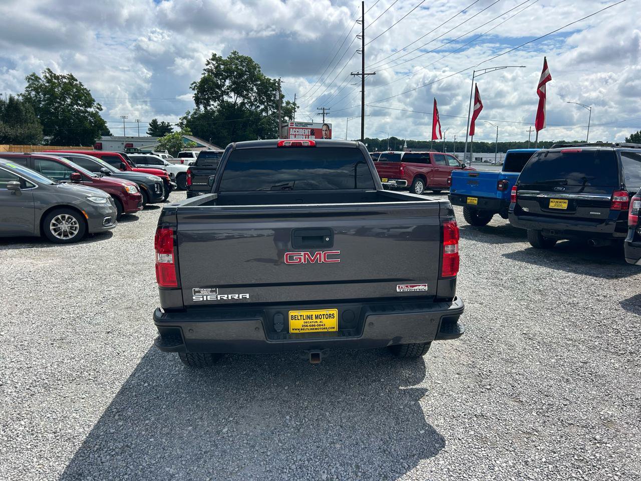 Used 2014 GMC Sierra 1500 SLT w/ All-Terrain Package AWD/4WD image 16