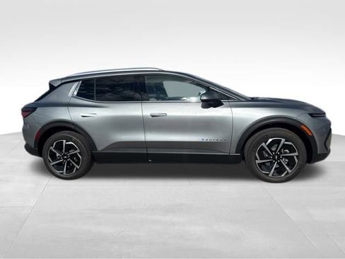 New 2026 Chevrolet Equinox EV LT image 10