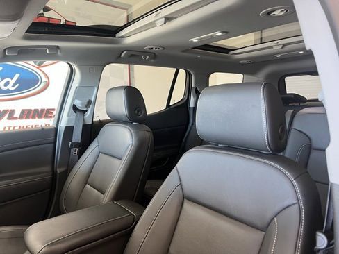 Used 2023 GMC Acadia SLT image 11