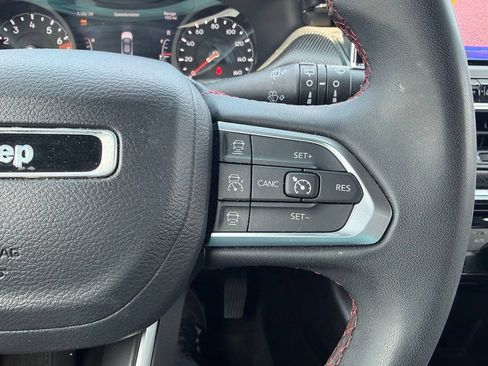 Used 2024 Jeep Compass Trailhawk AWD/4WD image 20