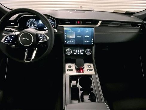 New 2026 Jaguar F-PACE R-Dynamic S AWD/4WD image 6