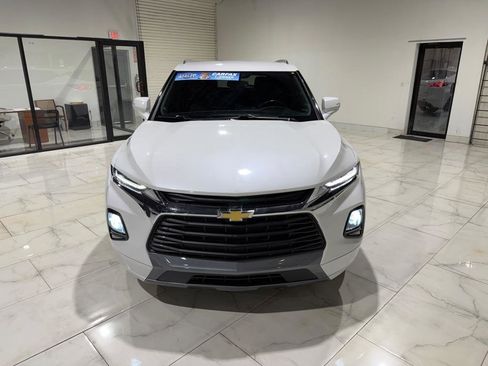 Used 2020 Chevrolet Blazer Premier image 2
