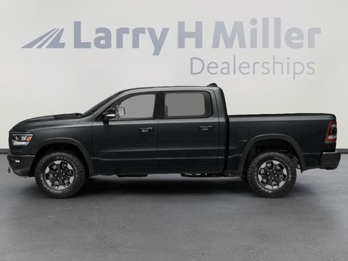 Used 2019 RAM 1500 Big Horn RWD image 3