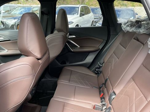 Used 2025 BMW X1 xDrive28i w/ Technology Package image 16