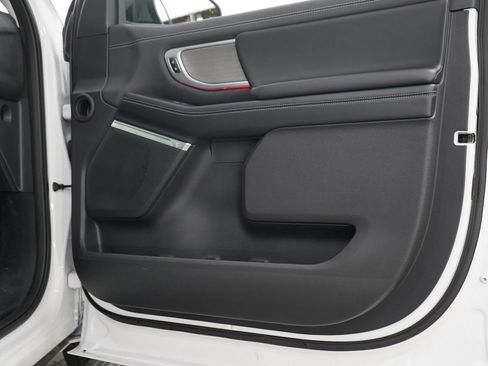 Used 2025 Ford Expedition Max Platinum image 11