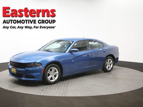 Used 2021 Dodge Charger SXT w/ Leather Interior Group image 57