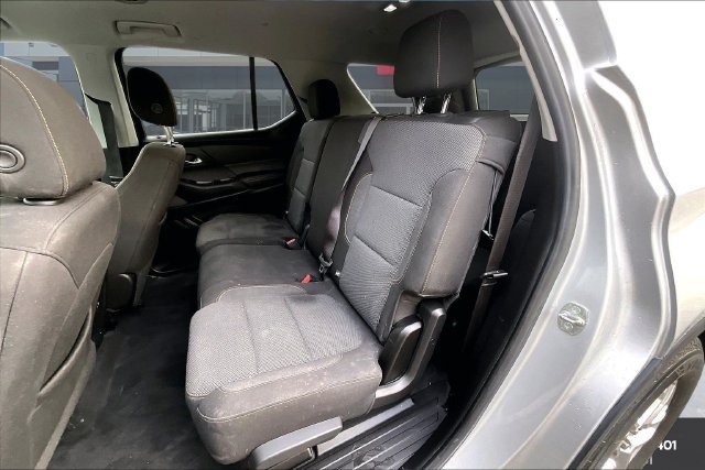 Used 2021 Chevrolet Traverse LS FWD image 22