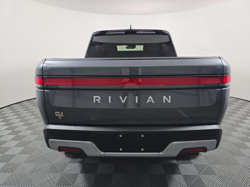 Used 2022 Rivian R1T Adventure AWD/4WD image 4