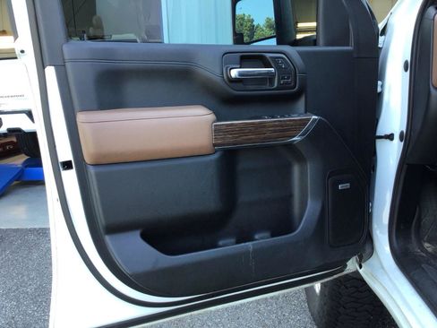 Used 2020 Chevrolet Silverado 2500 High Country AWD/4WD image 10
