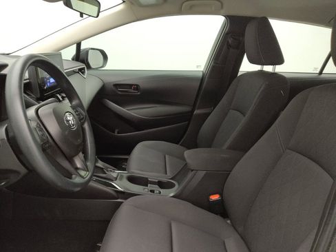 Used 2024 Toyota Corolla LE FWD image 17