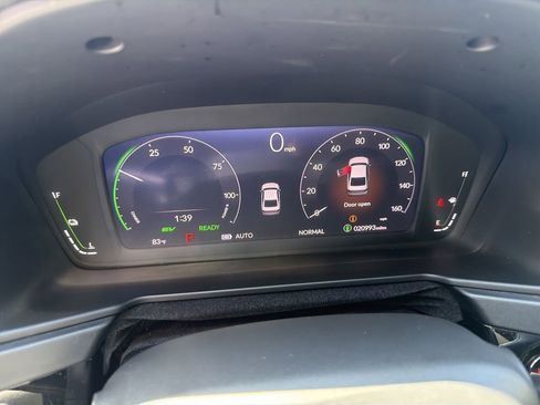 Certified 2025 Honda Accord Sport image 25