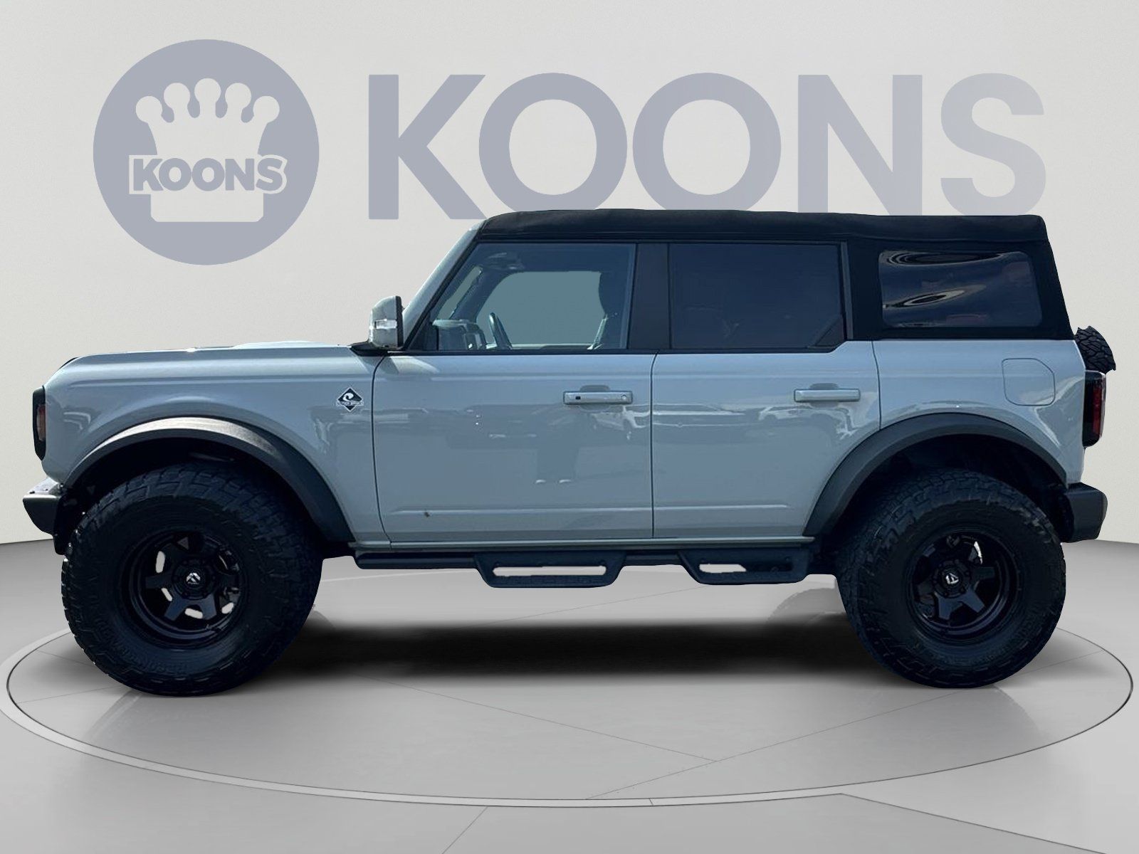 Used 2023 Ford Bronco Outer Banks w/ Sasquatch Package AWD/4WD image 7
