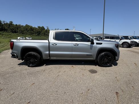 Used 2023 GMC Sierra 1500 Elevation AWD/4WD image 6