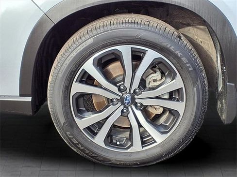 Used 2024 Subaru Forester Limited w/ POP Package 3 image 9