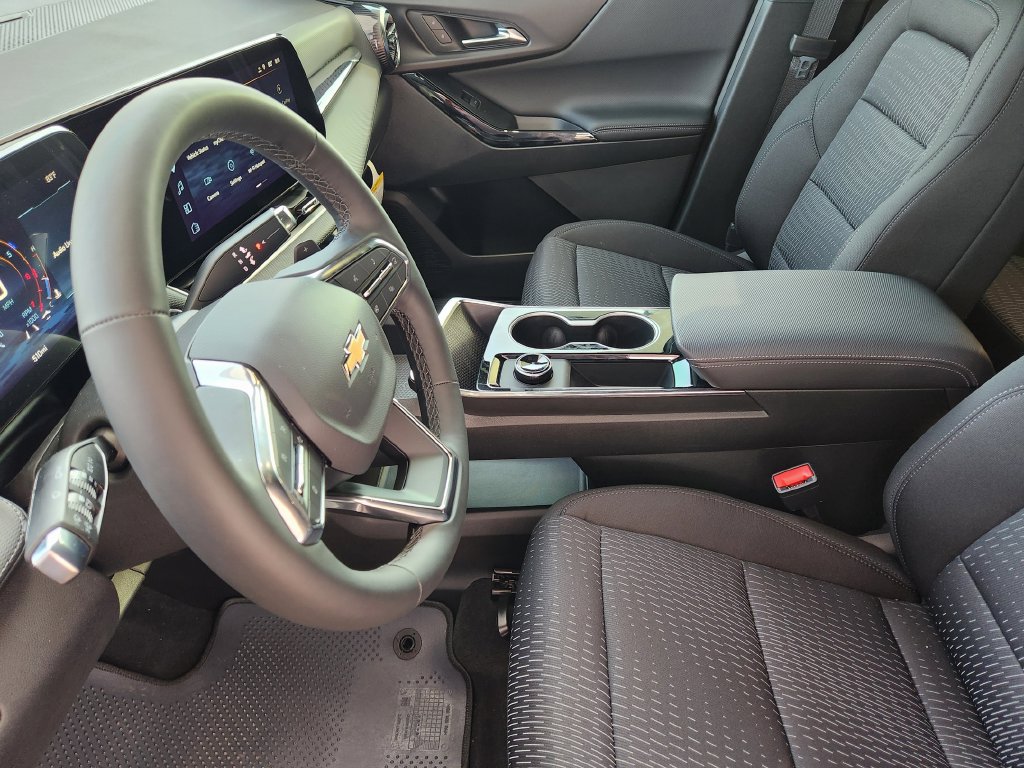 New 2027 Chevrolet Equinox LT FWD image 9
