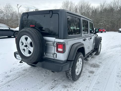 Used 2019 Jeep Wrangler Unlimited Sport S image 7