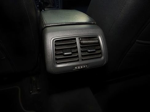 Used 2017 Volkswagen Golf S image 14