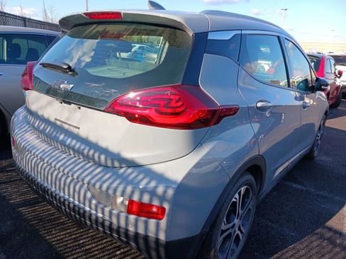 Used 2021 Chevrolet Bolt Premier w/ Infotainment Package FWD image 2