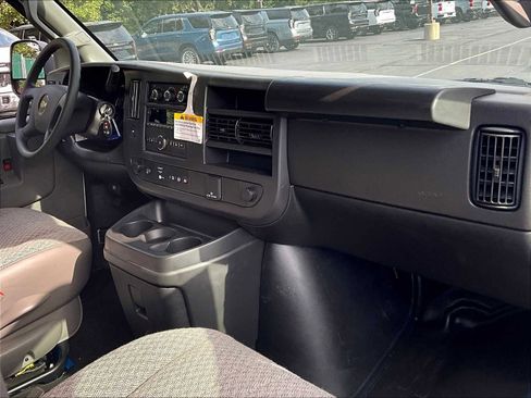 New 2025 Chevrolet Express 2500 w/ Driver Convenience Package image 19