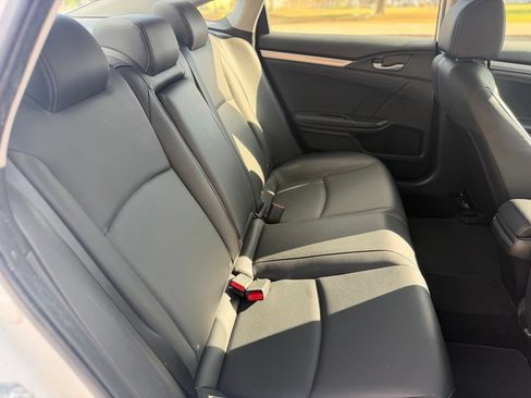 Used 2018 Honda Civic EX-L image 15