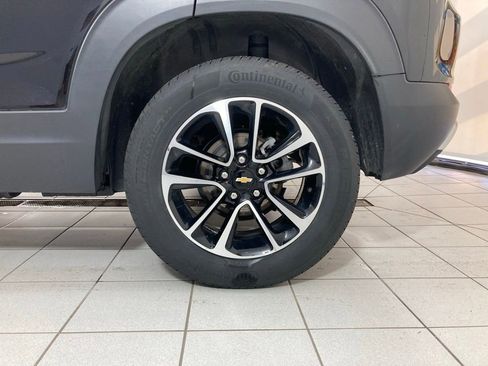 Used 2025 Chevrolet TrailBlazer LT image 25