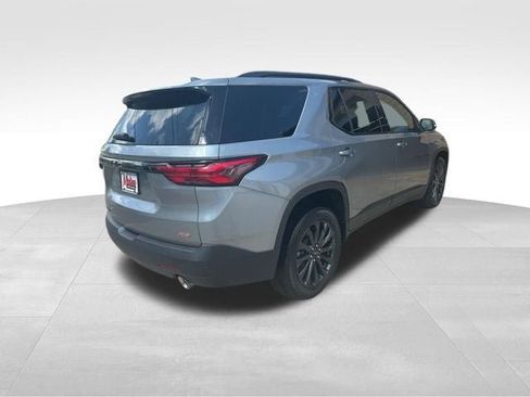 Used 2023 Chevrolet Traverse RS AWD/4WD image 4