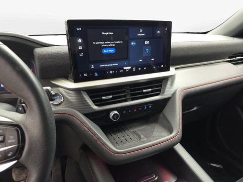 Used 2025 Ford Explorer ST RWD image 17