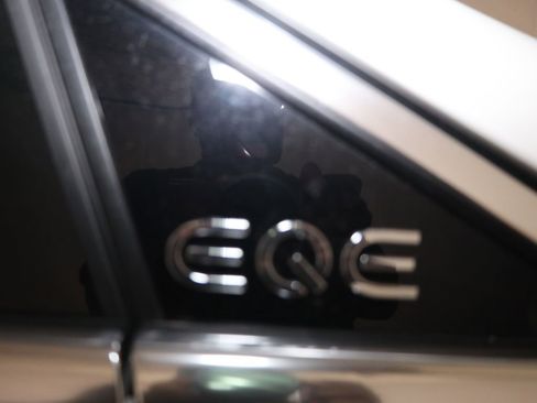 Used 2026 Mercedes-Benz EQE 320 4MATIC SUV image 61