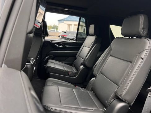 Used 2021 GMC Yukon Denali w/ Denali Premium Package RWD image 21