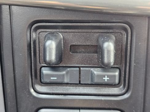 Used 2024 Ford F150 Lariat w/ Equipment Group 502A High AWD/4WD image 32