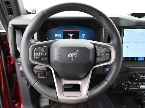 Used 2026 Ford Bronco Badlands AWD/4WD image 14