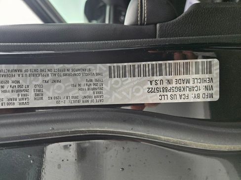 Used 2023 Jeep Grand Cherokee L Limited image 13