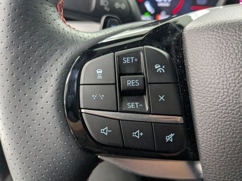 Used 2025 Ford Explorer ST image 11