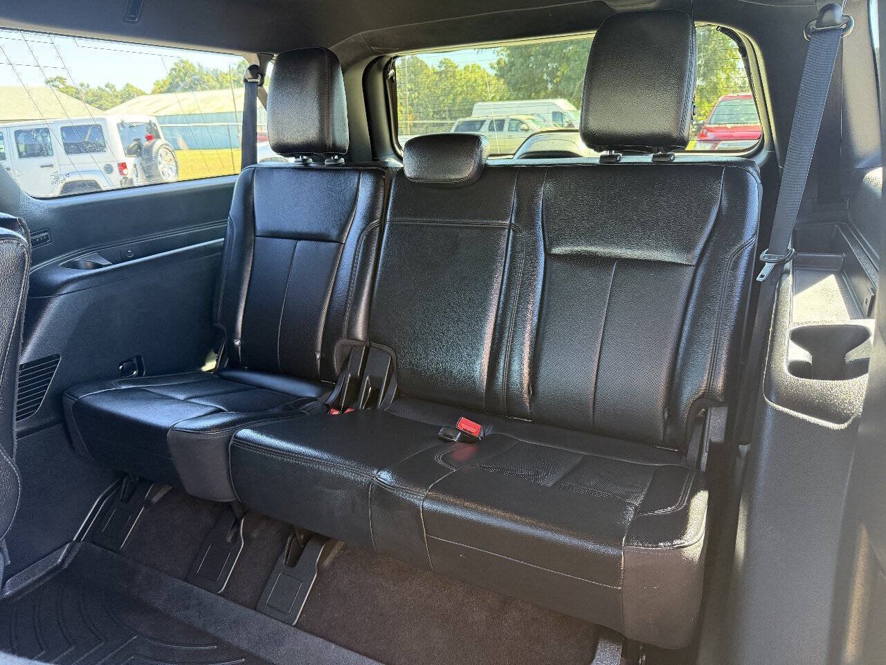 Used 2021 Ford Expedition Max XLT AWD/4WD image 7